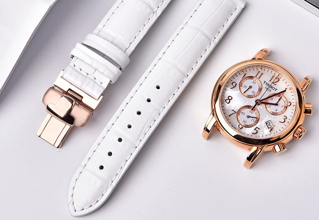 Chia sẻ: nơi thay dây da đồng hồ Tissot miễn phí lấy ngay ảnh 3