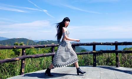 Đà Nẵng thật thú vị mới mẻ trong bộ ảnh mới nhất của Jessica Minh Anh ảnh 4