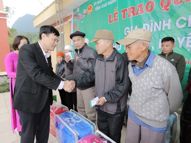 Ấm áp những mùa xuân yêu thương ảnh 2