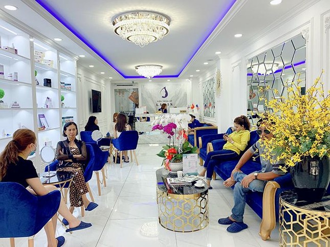 Hoàn thiện nhan sắc với công nghệ nâng mũi cấu trúc dáng LATIN ảnh 4