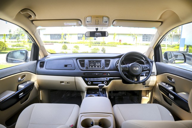 Thaco xuất khẩu 40 xe du lịch Kia Grand Carnival sang Thái Lan ảnh 2
