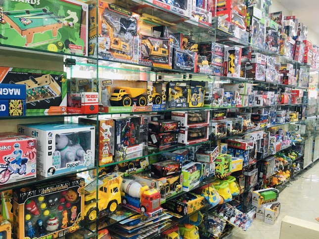 Vui tết Thiếu nhi nhận quà như ý tại Nhà sách Tiền Phong ảnh 4