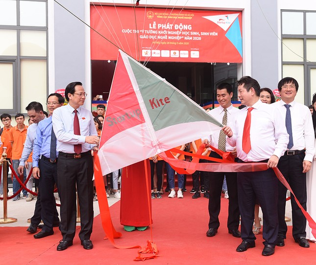 “Đại học không phải là con đường duy nhất để lập nghiệp” ảnh 1