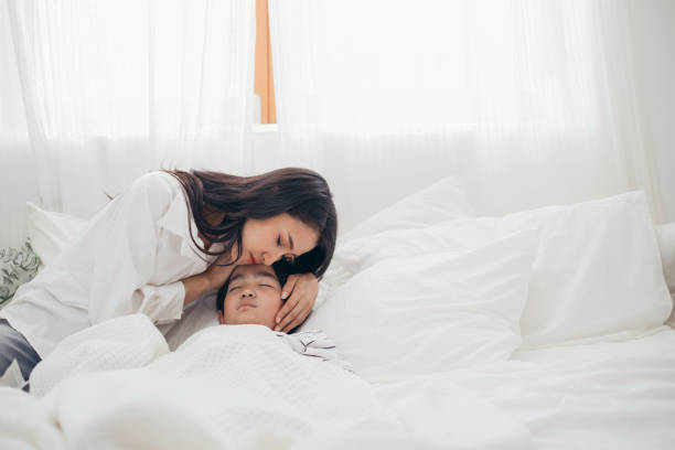 Điều gì có trong miếng dán hạ sốt thông minh được các mẹ Việt tin dùng? ảnh 1