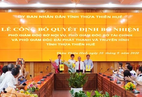 Điều động, bổ nhiệm nhân sự 5 địa phương ảnh 1