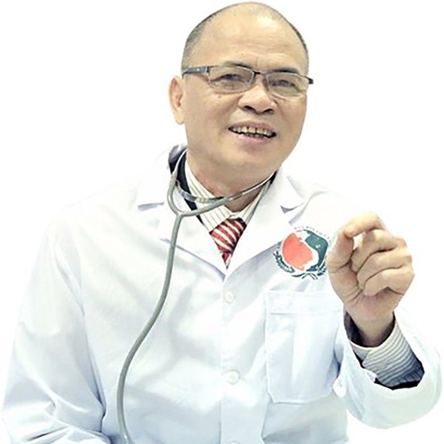 Cận thị học đường, vấn đề cũ cách nhìn mới ảnh 2