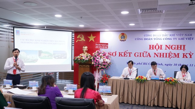 Công đoàn PV GAS sơ kết giữa nhiệm kỳ 2017 – 2022 ảnh 2