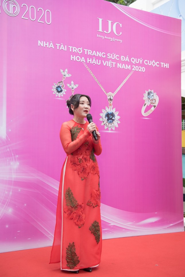 Trang sức IJC: Yếu tố giúp các thí sinh Hoa hậu Việt Nam 2020 lộng lẫy trên sàn catwalk ảnh 3