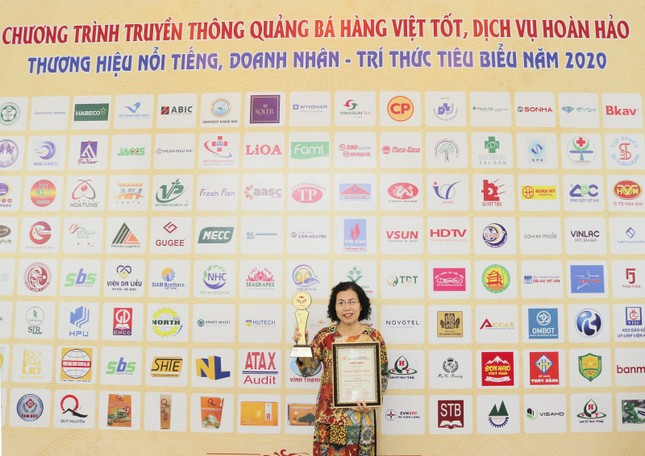 Nhất Nam Y Viện vinh dự nhận giải thưởng 'Top 20 thương hiệu tốt nhất năm 2020' ảnh 2