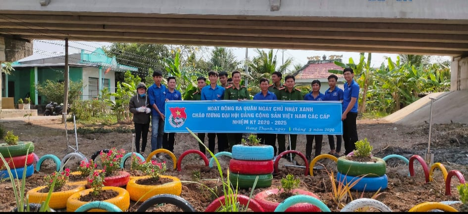 Đội tuyên truyền viên bảo vệ môi trường xã Hòa Hải, huyện Hương Khê, tỉnh Hà Tĩnh ảnh 1