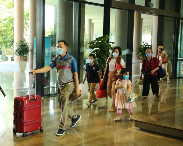 Khách sạn, công ty lữ hành giới thiệu loạt chính sách hỗ trợ đặc biệt cho du khách ảnh 1
