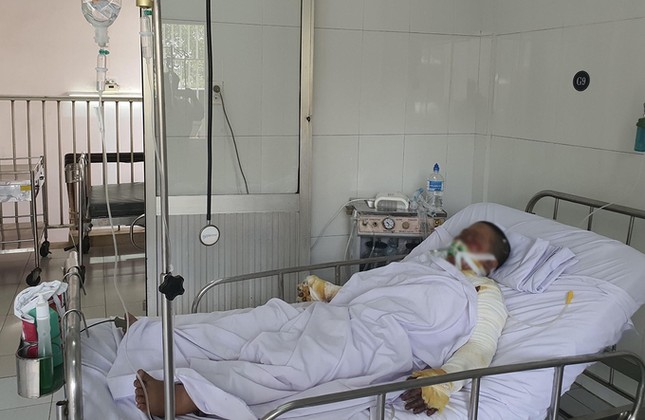 Mẹ con bị 'thiêu sống' vì gã cuồng ghen ảnh 2