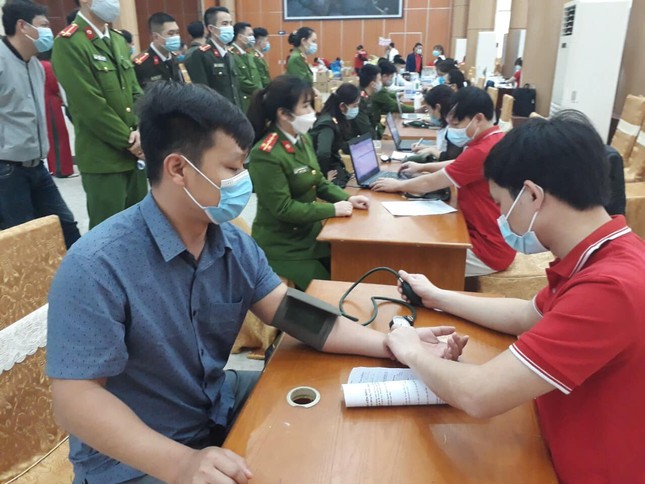 Chủ nhật Đỏ 2021 tại tỉnh Lào Cai vượt chỉ tiêu đề ra ban đầu ảnh 3