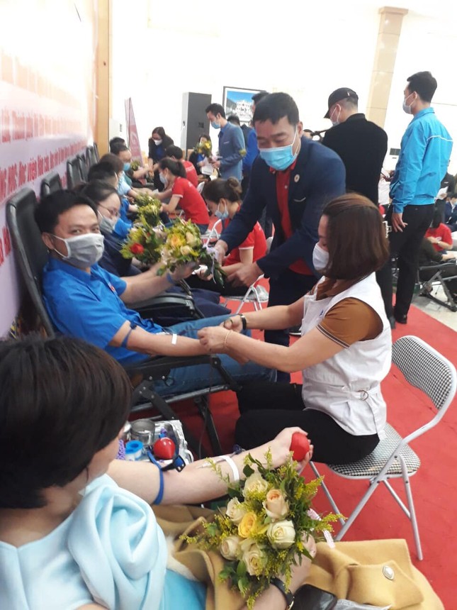 Chủ nhật Đỏ 2021 tại tỉnh Lào Cai vượt chỉ tiêu đề ra ban đầu ảnh 4
