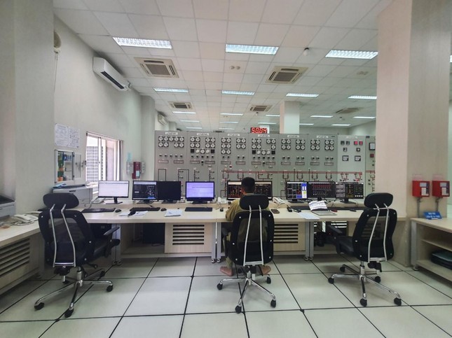 EVNGENCO 3: Tăng mạnh về lợi nhuận và sản lượng điện ảnh 4