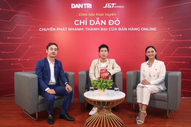 Doanh nghiệp sáng tạo để thích nghi trong kinh doanh trực tuyến ảnh 1