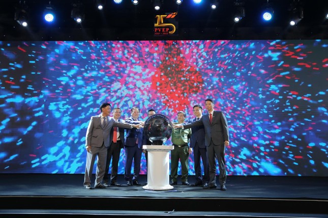 Kỷ niệm 15 năm thành lập Tổng Công ty Thăm dò Khai thác dầu khí ảnh 2