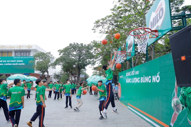 Nestlé MILO đồng hành cùng Tổng cục TDTT phát động toàn dân tập luyện môn bơi và chống đuối nước ảnh 3