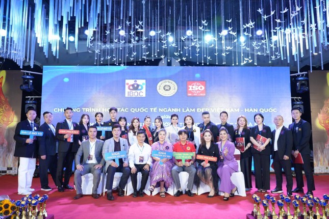 Sự kiện lớn nhất ngành làm đẹp Việt Nam – Fire Phoenix 2022 ảnh 6