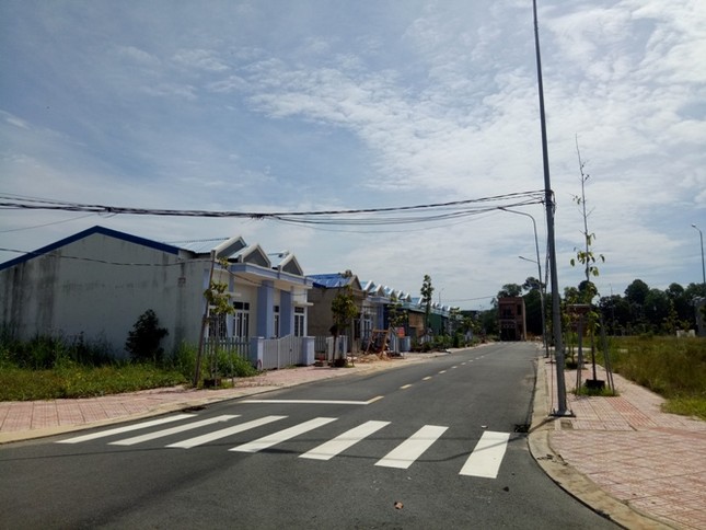 Vụ ‘xẻ' 7.000 m2 đất công phân lô bán nền: Ngưng mọi hoạt động giao dịch ảnh 6