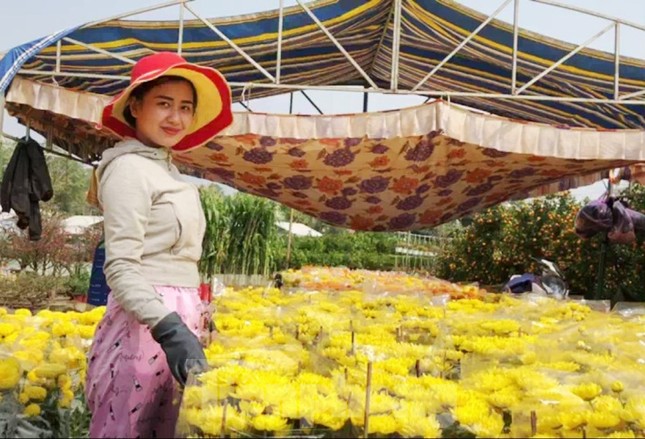 Mãn nhãn sắc Xuân trên đất Thủ ngày cận Tết ảnh 1