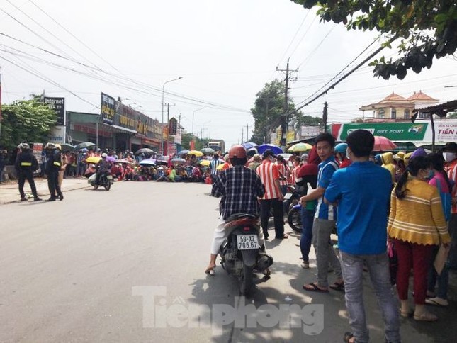 Bị kích động, hơn 8.000 công nhân đình công ở Bình Dương ảnh 1