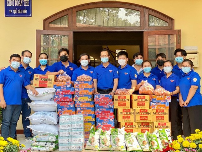 Những hình ảnh ‘biết nói’ ở vùng dịch Bình Dương ảnh 5