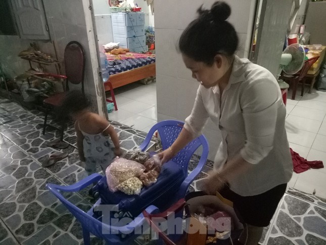 Những hình ảnh ‘biết nói’ ở vùng dịch Bình Dương ảnh 8