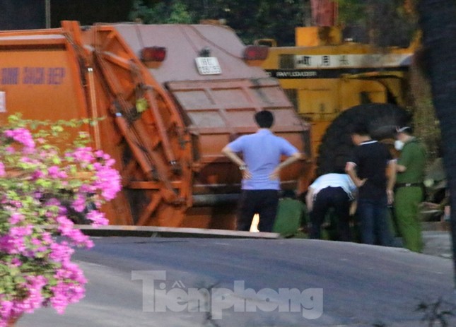 Công nhân vệ sinh bị xe rác đè tử vong tại nơi làm việc ảnh 2