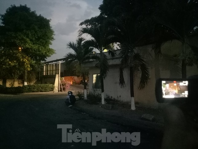 Công nhân vệ sinh bị xe rác đè tử vong tại nơi làm việc ảnh 1