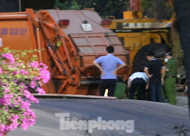 Công an Bình Dương thông tin vụ thi thể biến dạng trong thùng rác ảnh 1