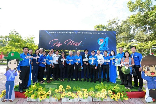 Nguyên Chủ tịch nước Nguyễn Minh Triết tin tưởng, kỳ vọng thế hệ trẻ trong thời kỳ đổi mới ảnh 7