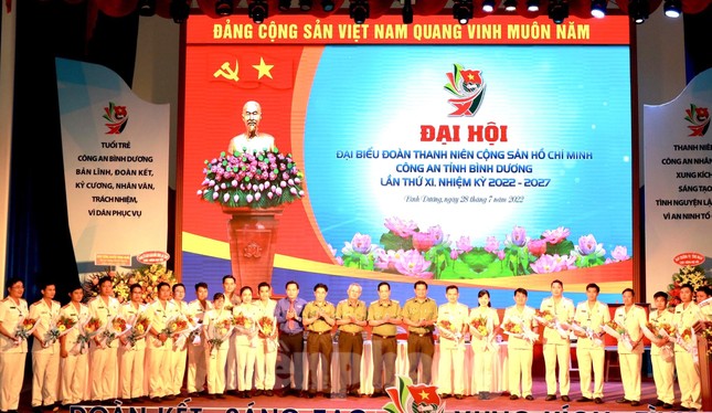 Bình Dương hoàn thành Đại hội Đoàn cấp huyện, có 4 bí thư được bầu trực tiếp ảnh 11