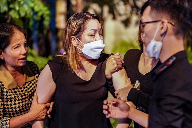 Nhiều quán karaoke ở Bình Dương ‘ế’ khách sau vụ hỏa hoạn khiến 32 người tử nạn - Ảnh 2.
