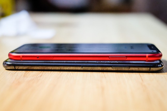 iPhone XR so dáng iPhone XS Max và 8 Plus ảnh 8