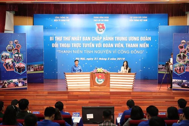 Toàn cảnh đối thoại của Bí thư thứ nhất TƯ Đoàn Lê Quốc Phong ảnh 2