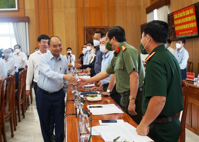 Chủ tịch nước Nguyễn Xuân Phúc làm việc tại Đồng Tháp ảnh 1