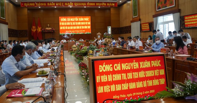 Chủ tịch nước Nguyễn Xuân Phúc làm việc tại Đồng Tháp ảnh 4