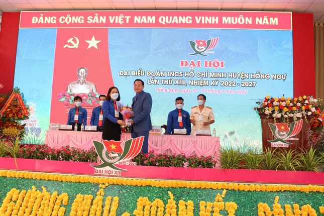 Chị Nguyễn Thị Nương tái đắc cử Bí thư Huyện Đoàn Hồng Ngự ảnh 6