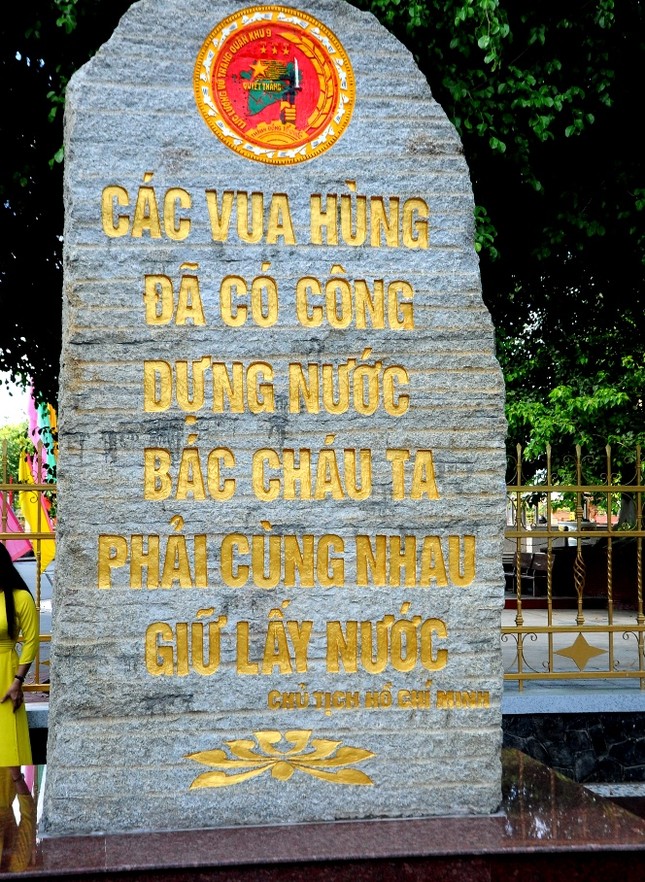 Quân khu 9 khánh thành Khu tưởng niệm Chủ tịch Hồ Chí Minh ảnh 10