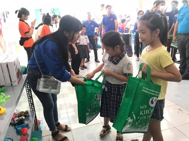 'Siêu thị măng non' chính thức phục vụ thiếu nhi Cần Thơ ảnh 3
