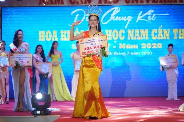 Tân Hoa khôi ĐH Nam Cần Thơ muốn thử sức ở Hoa hậu Việt Nam ảnh 1