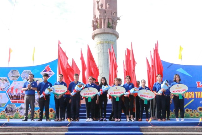 Kiên Giang ra quân chiến dịch tình nguyện hè 2020 ảnh 1