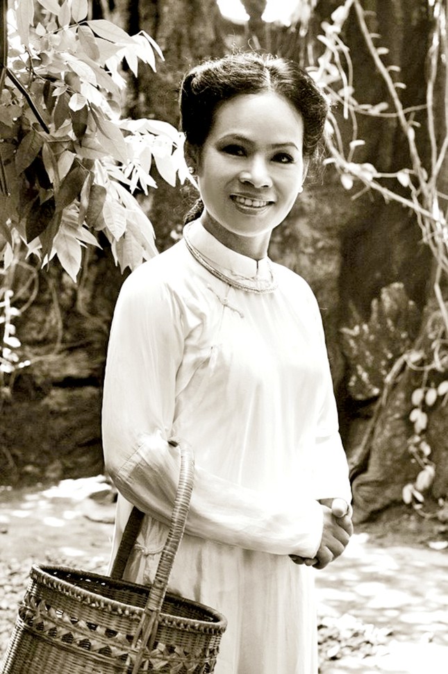 Một phiên bản 'Người đẹp Tây Đô' ảnh 2
