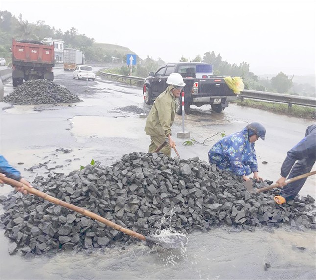 Dự án cao tốc Bắc - Nam: Bài học xương máu nhìn từ Quốc lộ 1 ảnh 1