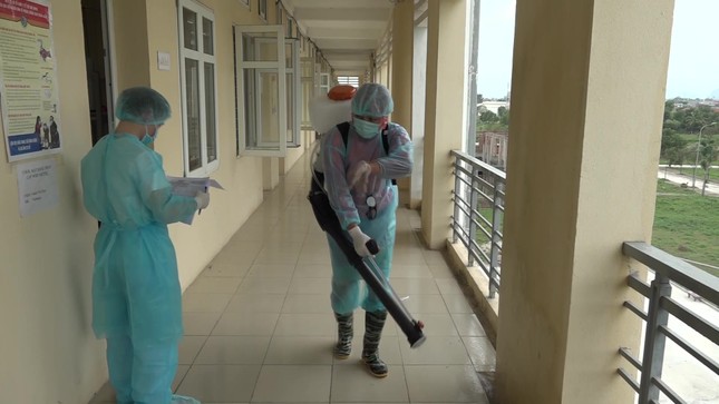 Chống dịch COVID-19, tạm dừng hoạt động các quán trà đá vỉa hè ảnh 1