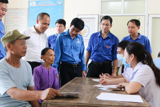 Nhiều hoạt động ý nghĩa tại hành trình ‘Tôi yêu Tổ Quốc tôi’ ảnh 4