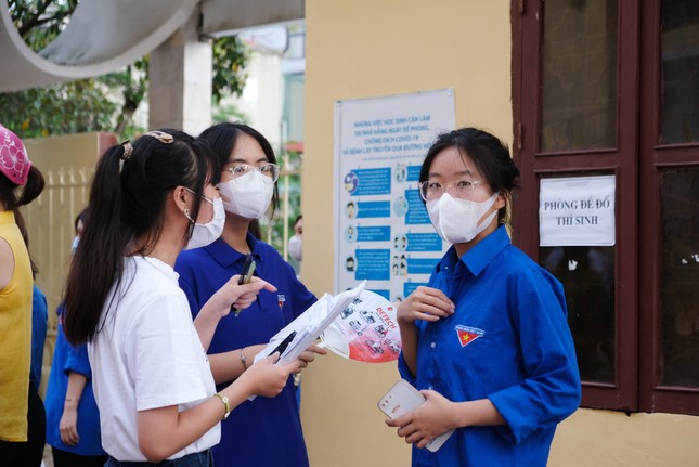 Hơn 1.300 thanh niên tình nguyện tiếp sức mùa thi ảnh 2