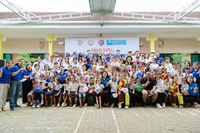 Thanh niên tình nguyện ASEAN+ trải nghiệm hoạt động tình nguyện tại Quảng Bình ảnh 3