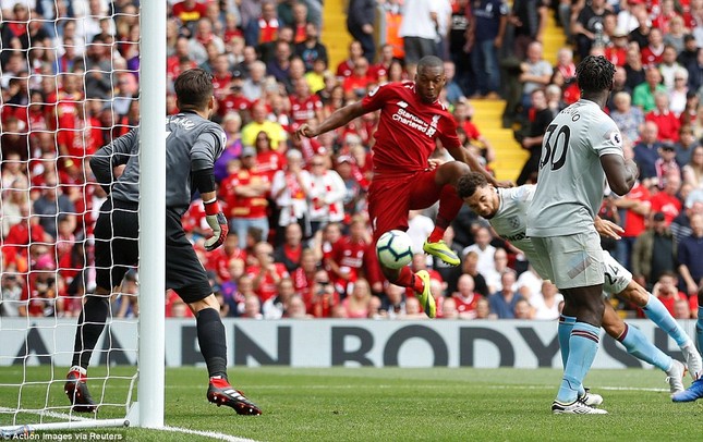 ‘Song sát’ tỏa sáng, Liverpool vùi dập West Ham ảnh 3
